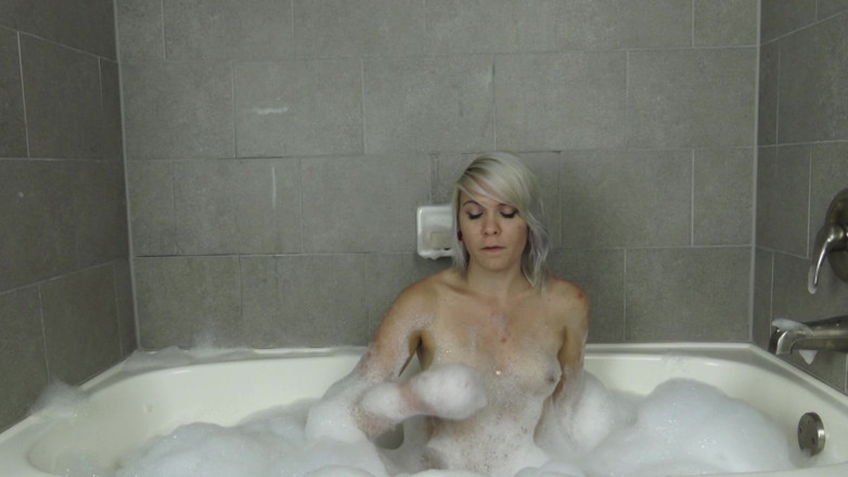 Fuzzy peach productions: Schaumbad WICHsanleitung mit Olivia Kasady