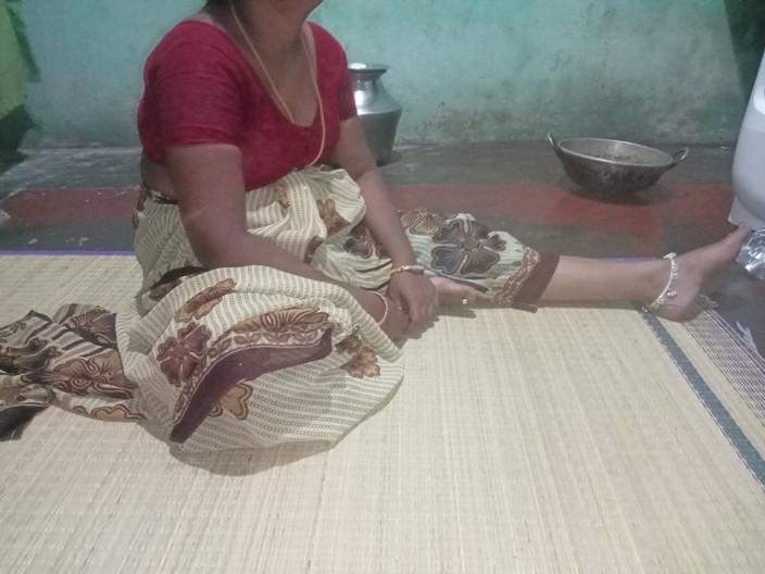 Priyanka314: Seks Guru Kampung Tamil di Hasband
