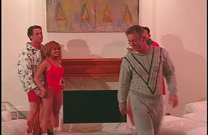 Perfect Porno: Hai nhân viên cứu hộ trẻ làm tình nhóm tại...