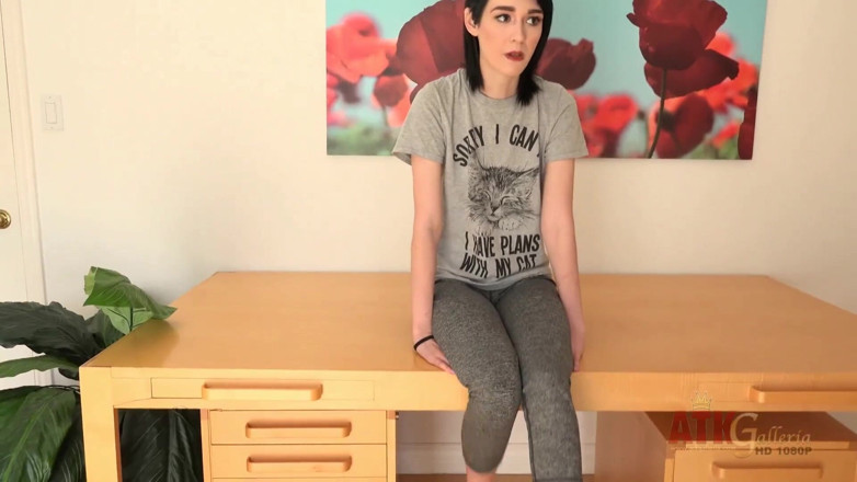 ATKIngdom Fans: Charlando con Ivy Aura