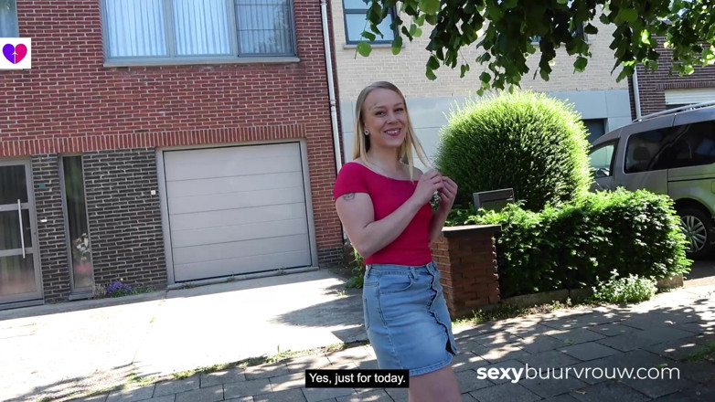Sexy Buurvrouw: Interracial: Czarny facet pieprzy nastolatkę w swoim samochodzie (Holland porno)