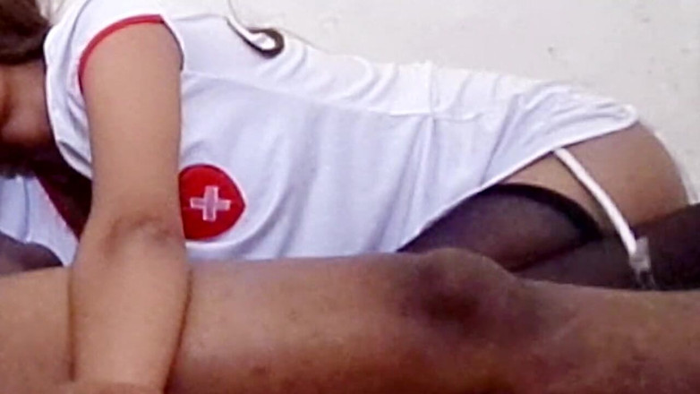 HyperAsianGirl: Hemşire herkesle ve her gün hastanede seks yapıyor