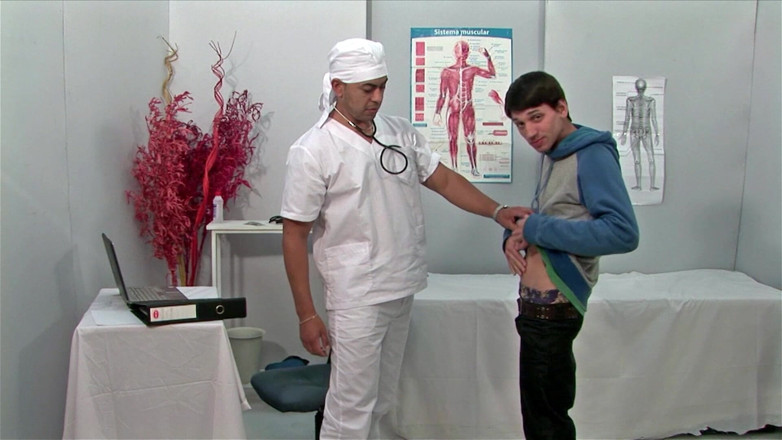Boys boyz: Doctor, ¡creo que soy gay! ¡Él como se folla el culo y...
