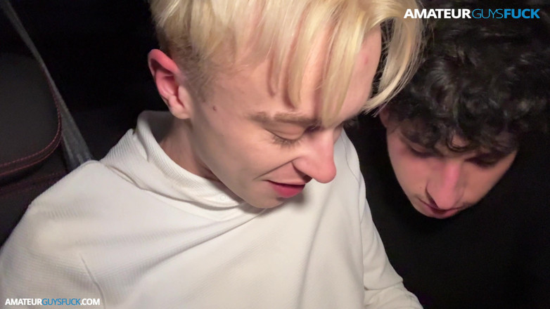 Amateur Guys Fuck: Agf10: Il mio amico ed io siamo davvero porchi durante...