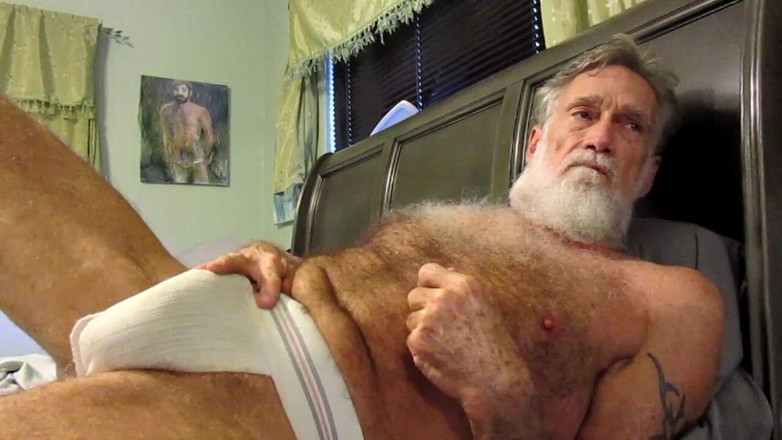 Mr hairy gardener: Jockstrap Papi