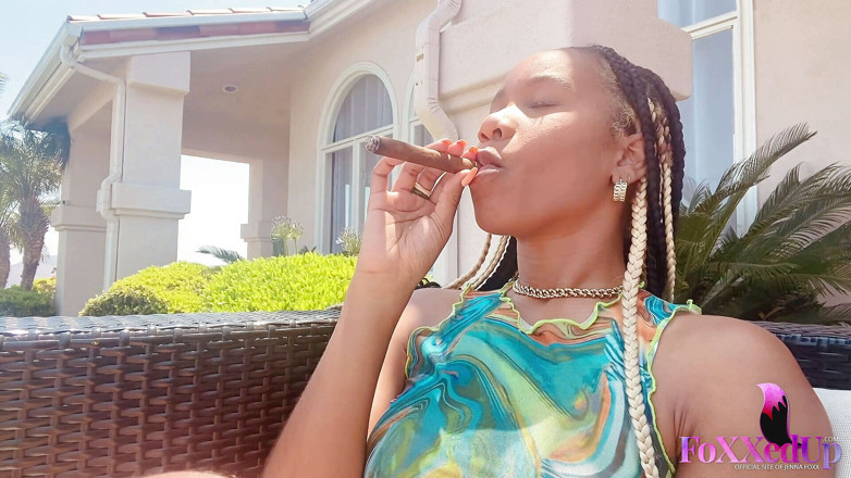 Jenna Foxx: Jenna Foxx, mi coño caliente humeante está listo para ti!