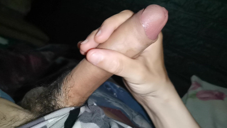 SEXY_GUYBEST: Opravdu teče vzrušením, jemně to olízni!