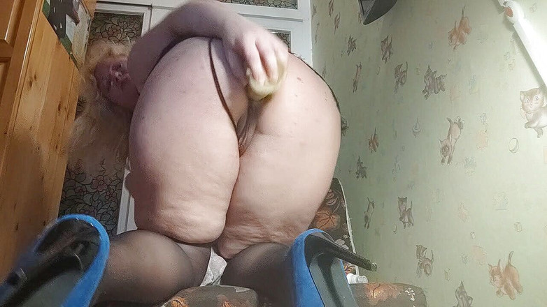 Putarankahotmilf: La matrigna arrapata seduce il figliastro per scoparla
