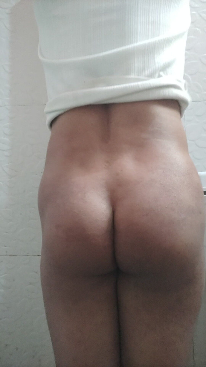 Butty89: J’adore le faire bouger.