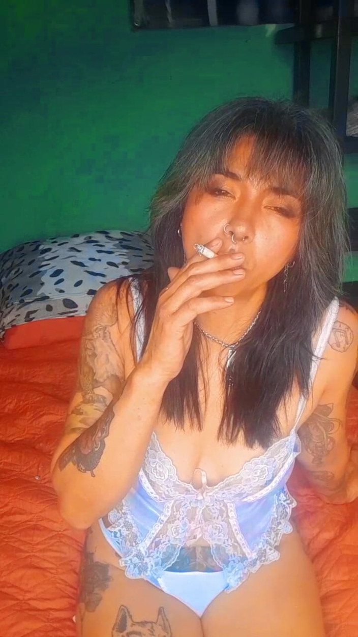 Casia Castro: 晨间雪茄