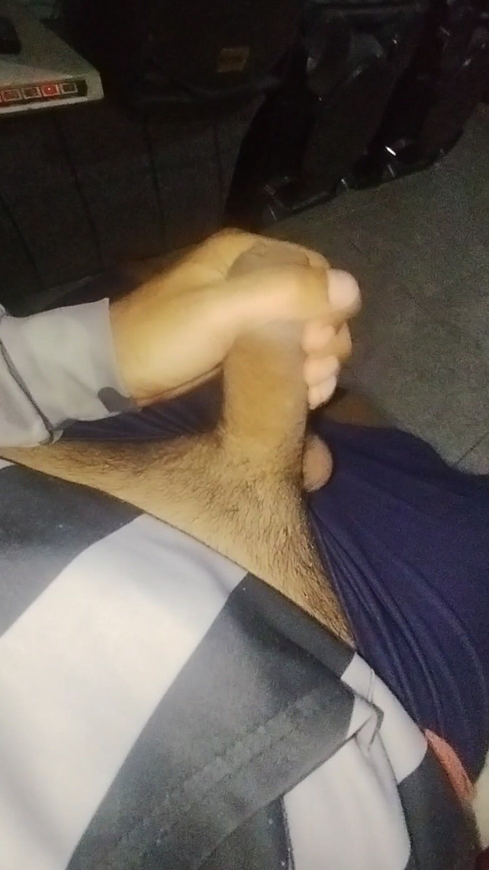 AlexAlejandro13: 私は家を一人で利用しています