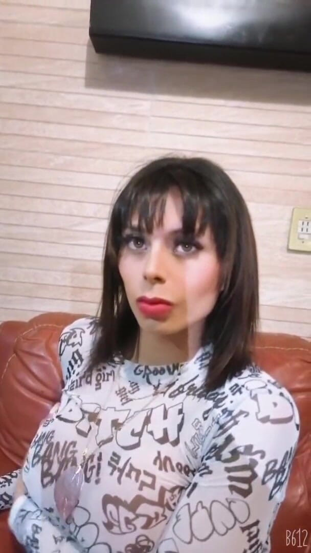 Barbietransxxxx: Transexual dando sexo oral a un amigo