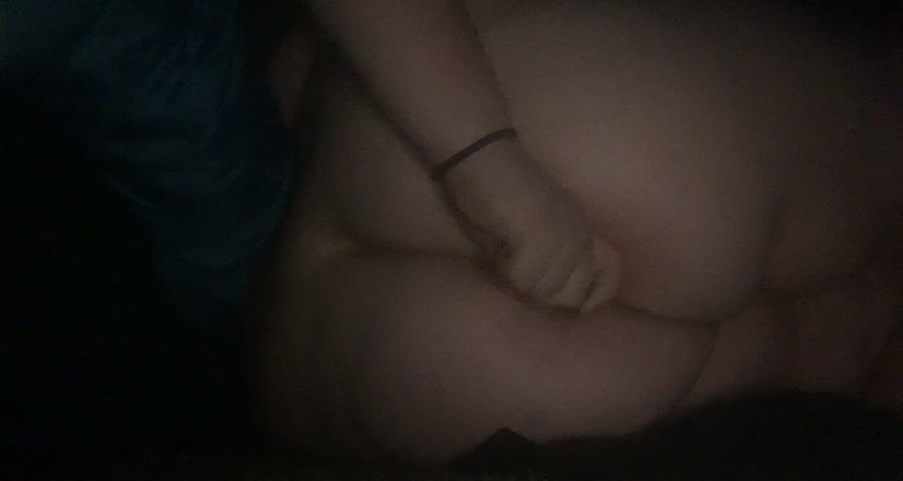 Kay Marie: 바이브레이터로 후장 따먹기