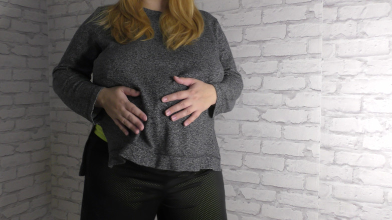 Milky Mari: Esposa embarazada mostrando su gran barriga de embarazada y sus...