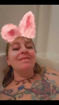Cum Join Me in the Bath