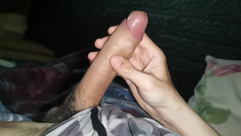SEXY_GUYBEST: Très fuit d’excitation, lèche-le doucement !