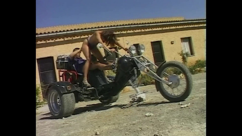 MMV Films and Clips XXX: Când nemțoaicele merg în vacanță și vor să se fută