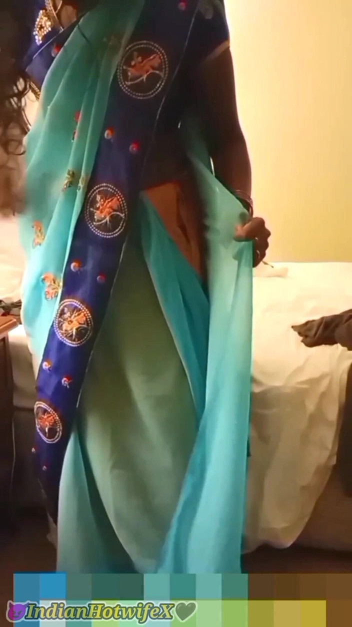 RenuRaj: Desi tamilische MILF Renus Saree necken &amp; missionarsfick von freund, Cuck...
