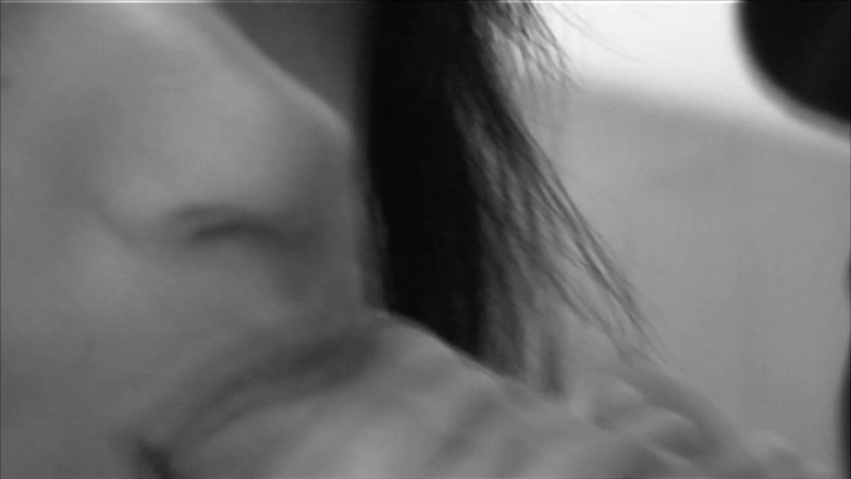 The Oral Slut: Une salope brune suce le sperme de tes saucisses !