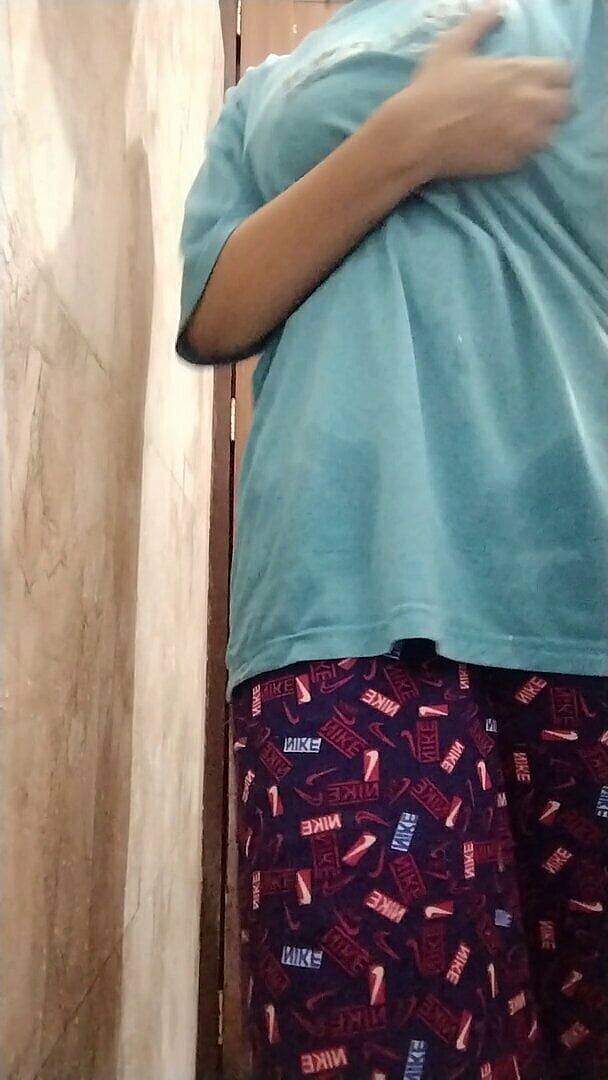 Riyathakur: Teen Girl Showing Body After Gym