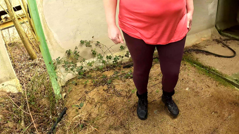 Bouncy Tits Action: Lautes tittenklatschen auf der Baustelle
