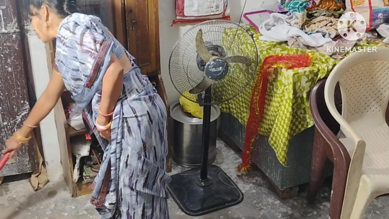 Saxesageth: Kamwali Bai Ki Desi Chudai Padosi Stepuncle Ne Bhabhi Ko
