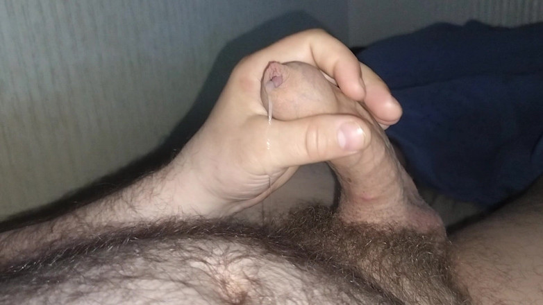 Uhri: Zich aftrekken op bed