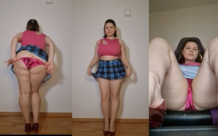Tina Angel: Underskirt necken, Satinhöschen, hintern, gekreuzte beine