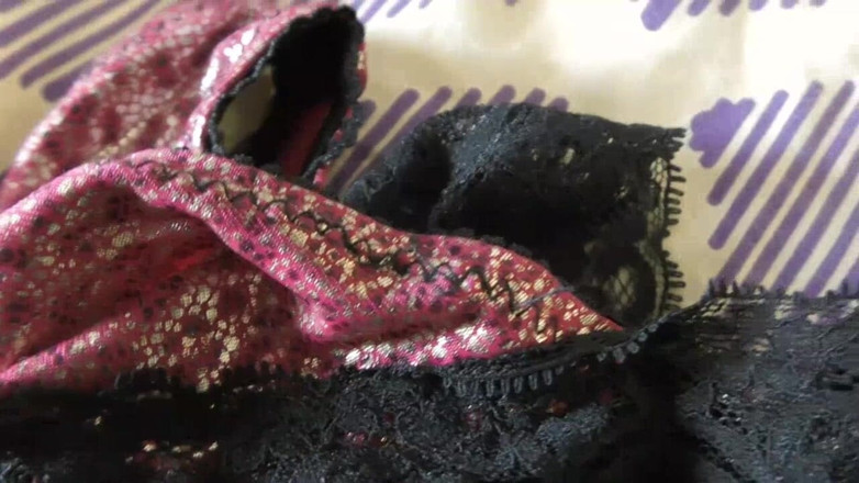 Sexy Lily: Döl sırılsıklam edepsiz Hintli külot ateşli orta yaşlı seksi kadın...