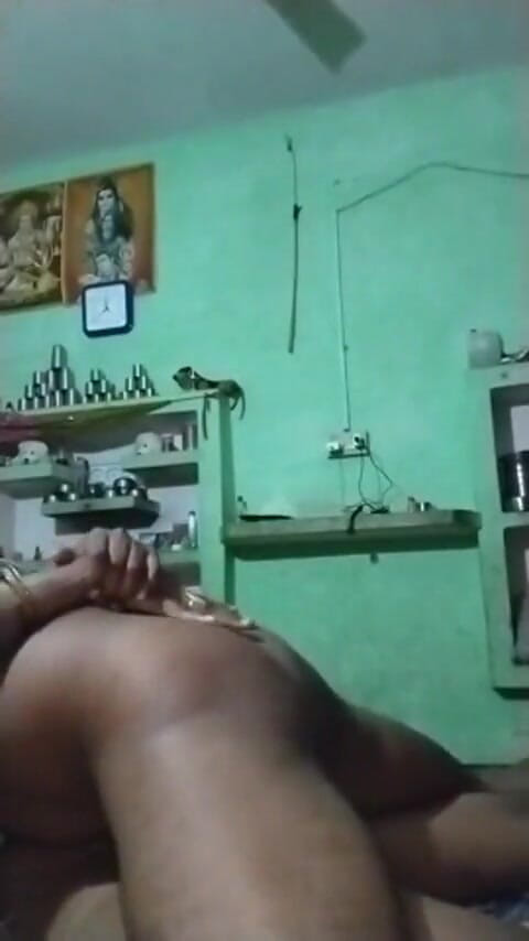 YangZi 69: Cowok ini ngentot memekku sampai kering saat dia ngentot kontolnya...