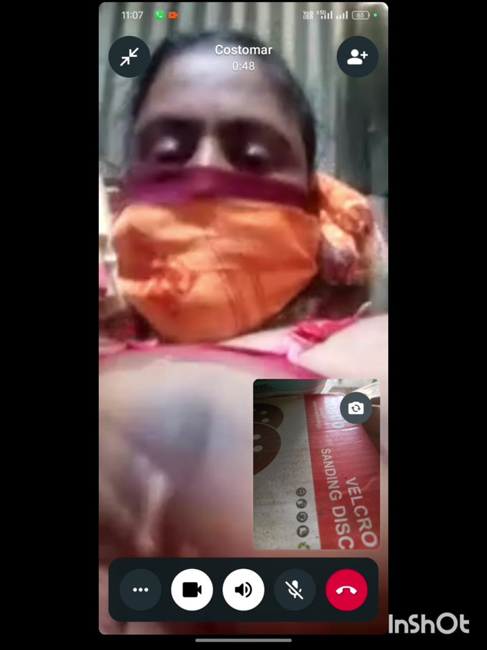 Abdul hamid: Videogesprek seks met mijn Desi-vriendin