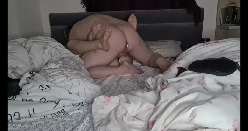 Anal Fetish Couple: Perra cachonda necesita que le follen el coño todo el...