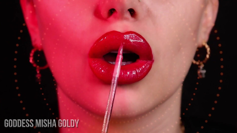 Goddess Misha Goldy: Wer hat die Kontrolle: Du oder meine roten Lippen?