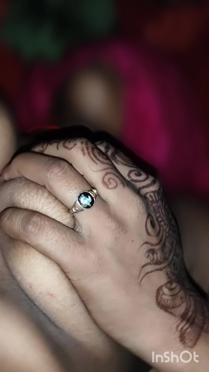 Hooda7753: Indiancă bhabhi Pizdă masturbându-se în baie, futai în gură