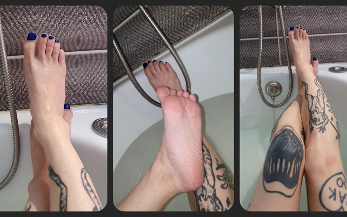 TattoedGirl666: Jilat Jari Kaki Saya