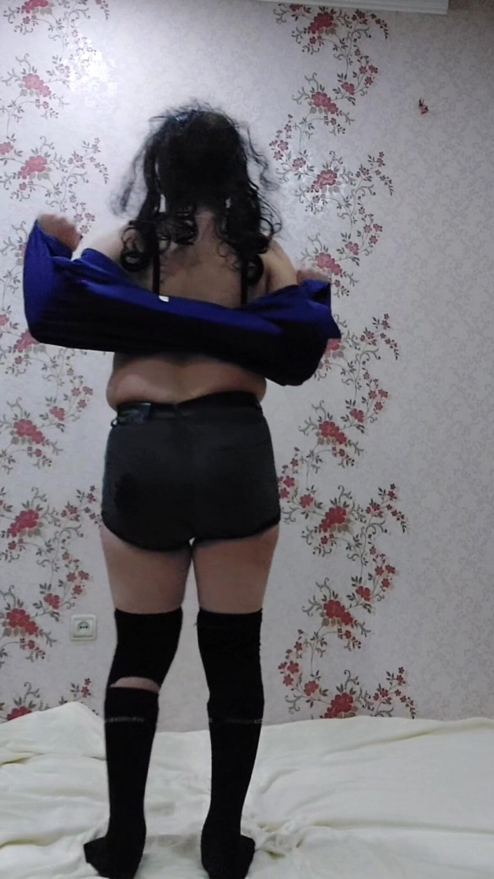 Kitty_Cross: 버블 엉덩이. 핫한 쉬멜 모델 크로스드레서 Sissy 집에서 만든 아마추어 댄서와 코스플레이어