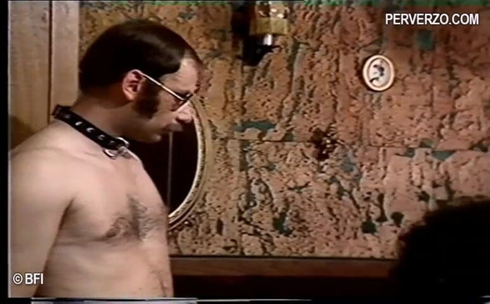 Hardcore slave sex: Domnișoarei îi place să-și pedepsească sclavii