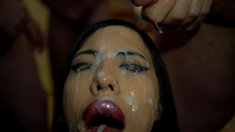 Bukkake & Gangbangs from Texas!: Jasmine Dark - primer gangbang y lechazo