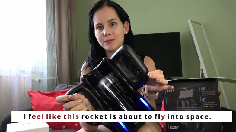 Anna Sky: Anna Unboxes y revisa el xt5 masturbador de xspacecup