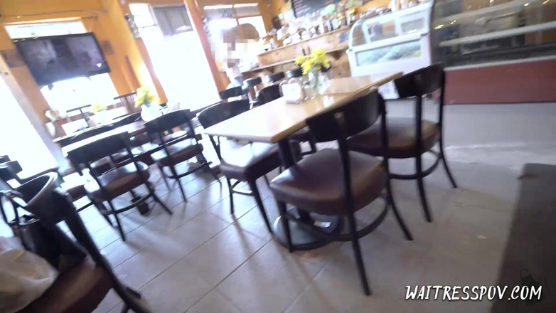 Waitress POV: Kelnerka POV - Khloe Kapri