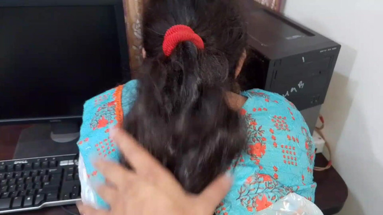 QueenbeautyQB: Awek India berkongkek dengan bosnya untuk mendapatkan promosi cepat