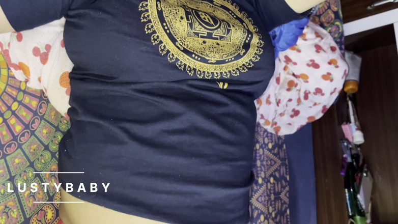 Lustybaby605: Je m’exhibe avec mon copain porno népalais