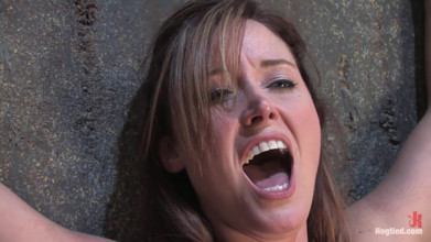 Christina Carter: Non Stop Orgasmic Shoot! Need I Say More?