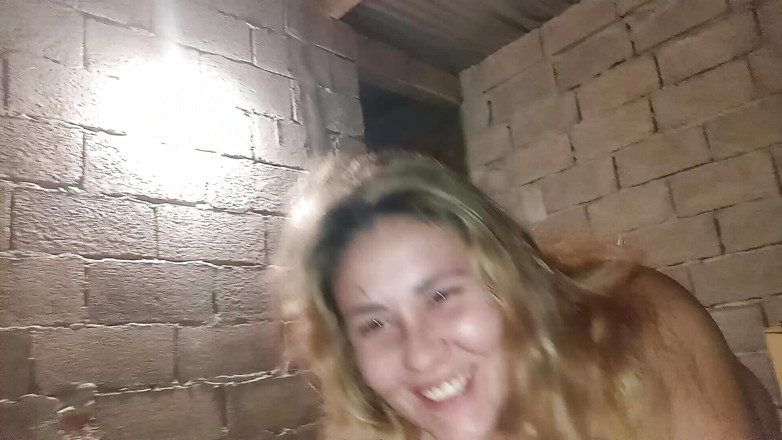 FabianUY97: Ma femme veut son lait avant de se coucher