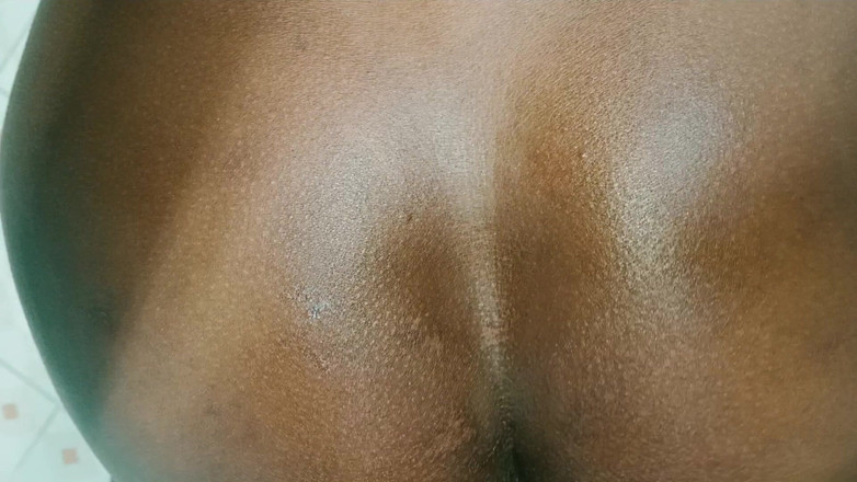 SPICYIT: Ebony nevlastní dcera nemůže vzdorovat velkému černému ptákovi nevlastního otce a...