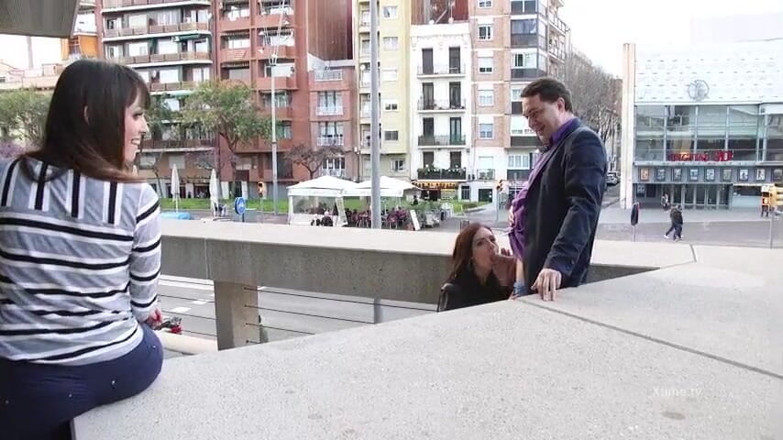 Andrea Dipre Channel: Tânăra Rebecca Volpetti ia o muie în public pentru Andrea Dipre