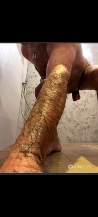 Daddybearvlc: Waktunya mandi barng ayah