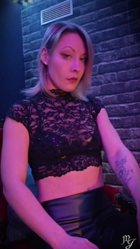 Foot Worship - Maitresse Julia