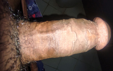 Majaber: Masturbation avec une grosse bite.