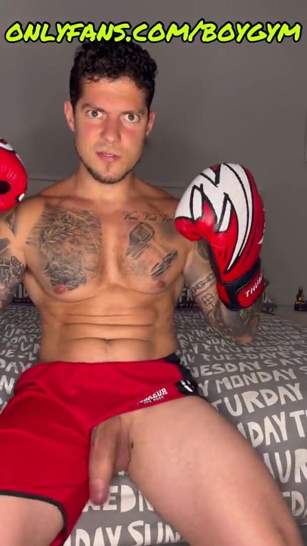 BoyGym: Mau denganku? Boygym